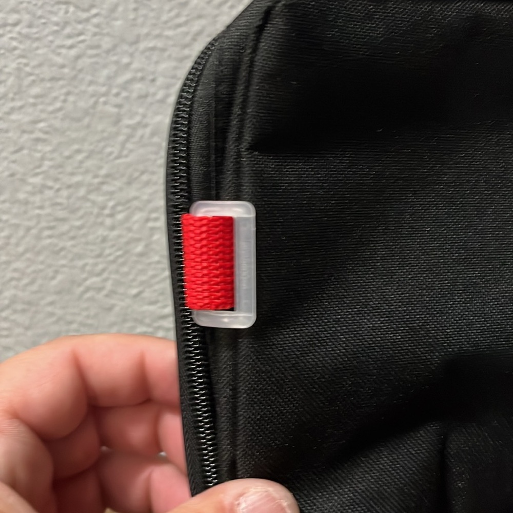 Pokémon Lunch Bag with Red and Gray Accents - Picture 7 of 9